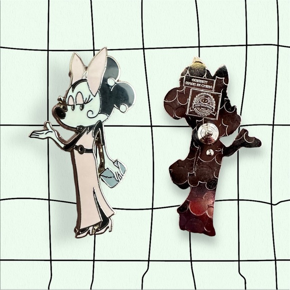 Minnie in Paris Disney Pin Bundle - Picture 2 of 5